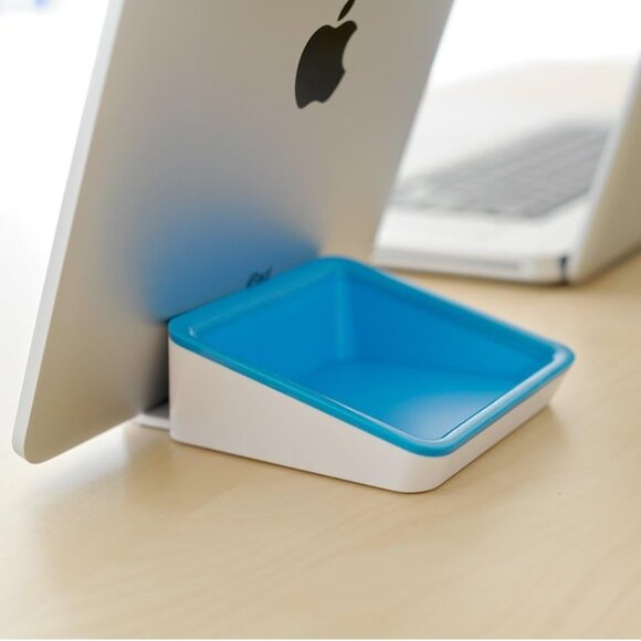 New Bluelounge Nest Tablet Phone Desktop Stand Holder with Organizer - Picture 1 of 6